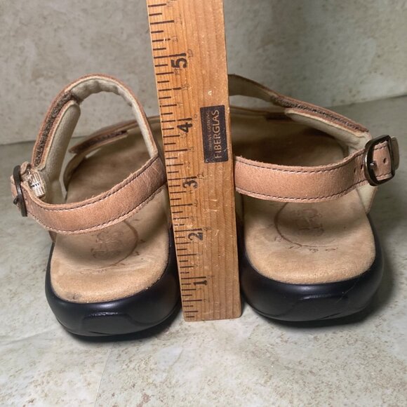 SAS Womens Tan Leather Sandals Adjustable Straps Black Sole Size 8N - Picture 3 of 7